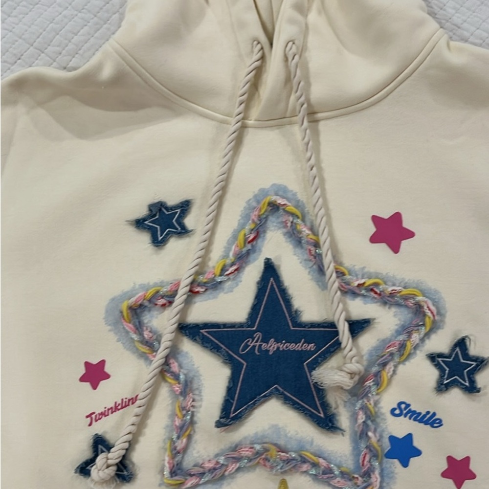 Aelfric Eden Cream and Blue Celestial Sweatshirt